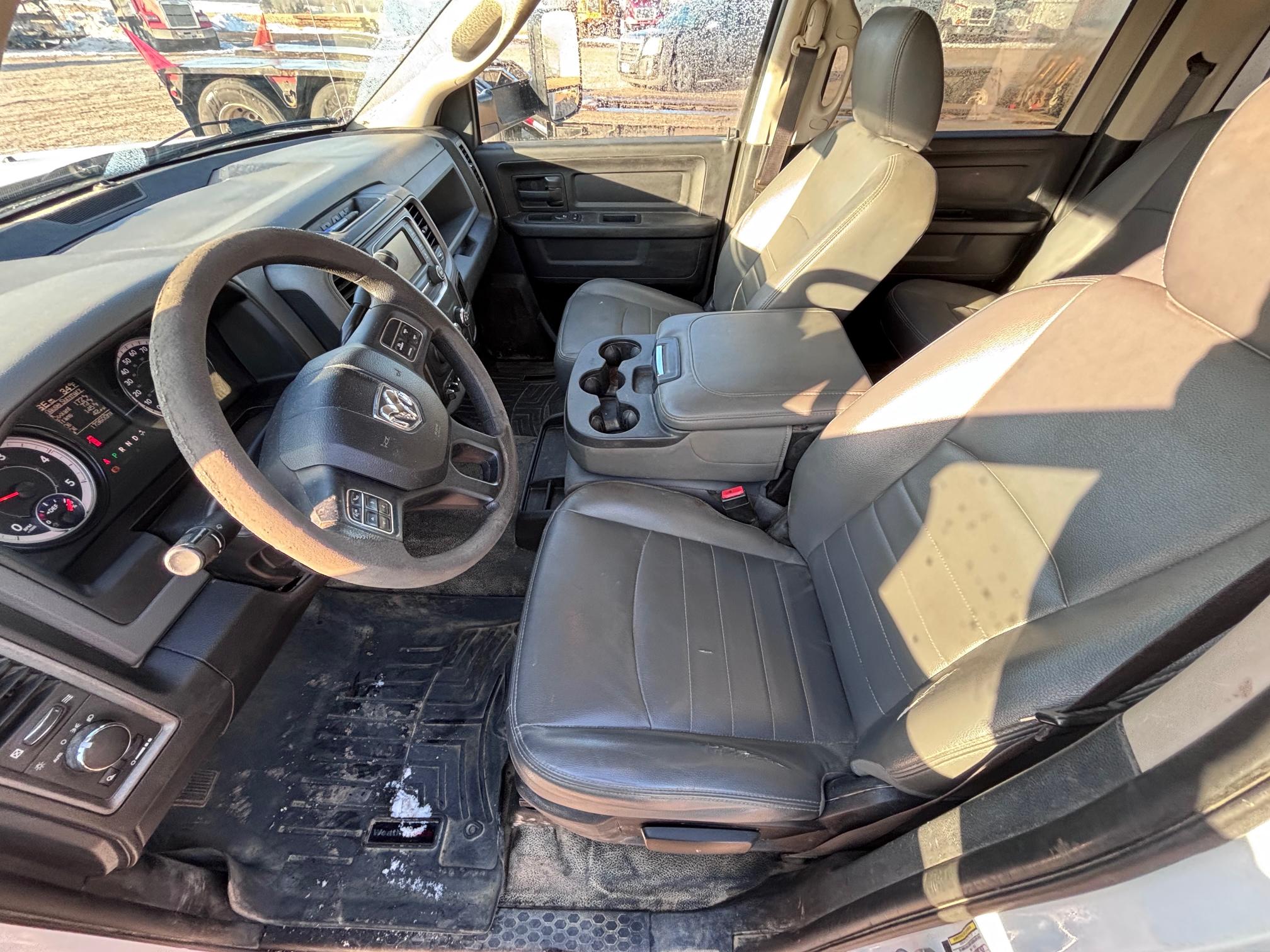 2017 RAM 3500 - Image 11